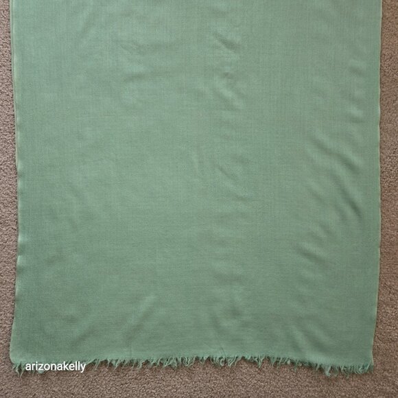 NWOT Cashmere Woven Lightweight Scarf Mint Green - Picture 7 of 10